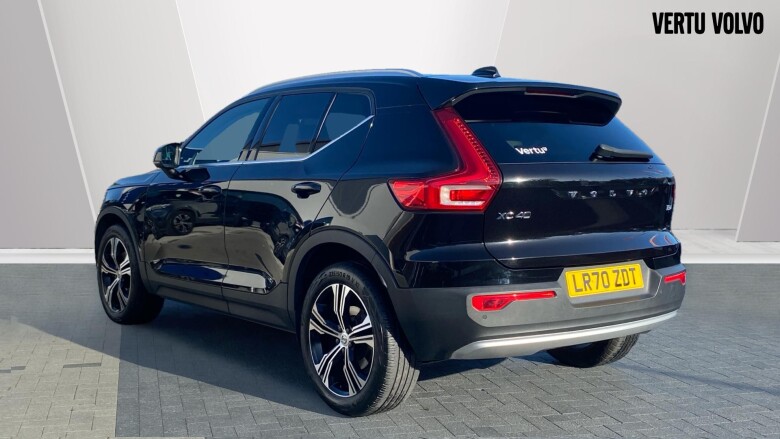 Volvo Xc40 2.0 B4P Inscription Pro 5dr Auto Petrol Estate